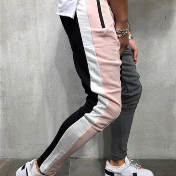 Jogging pants - Picture 3 of 4